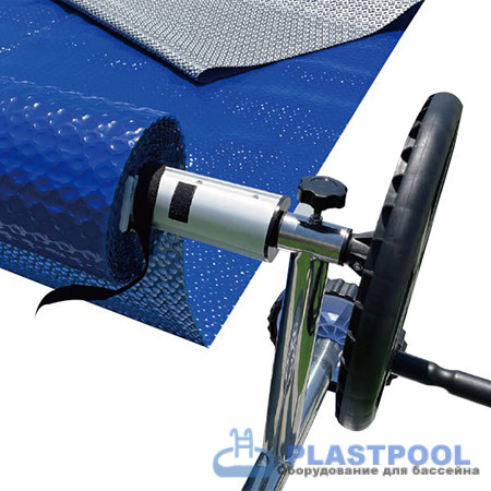 Ролик на колесах для плавающего покрывала ш.4,9-6,45м /245