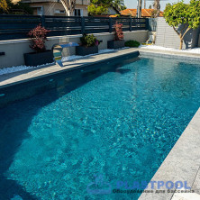 Пленка для бассейна Haogenplast Ogenflex Matrix Silver Black Strip-3D (черно-синяя мозаика) 1,65х25м